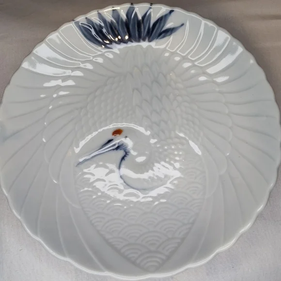 Meiji (1865-1912) Red Dot Crane Plate EXCELLENT CONDITION - Picture 1 of 5